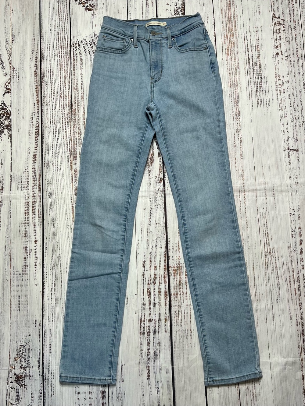 LEVIS 724 Light Blue High Rise Straight Jeans